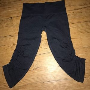 Lululemon Navy Crops size 4